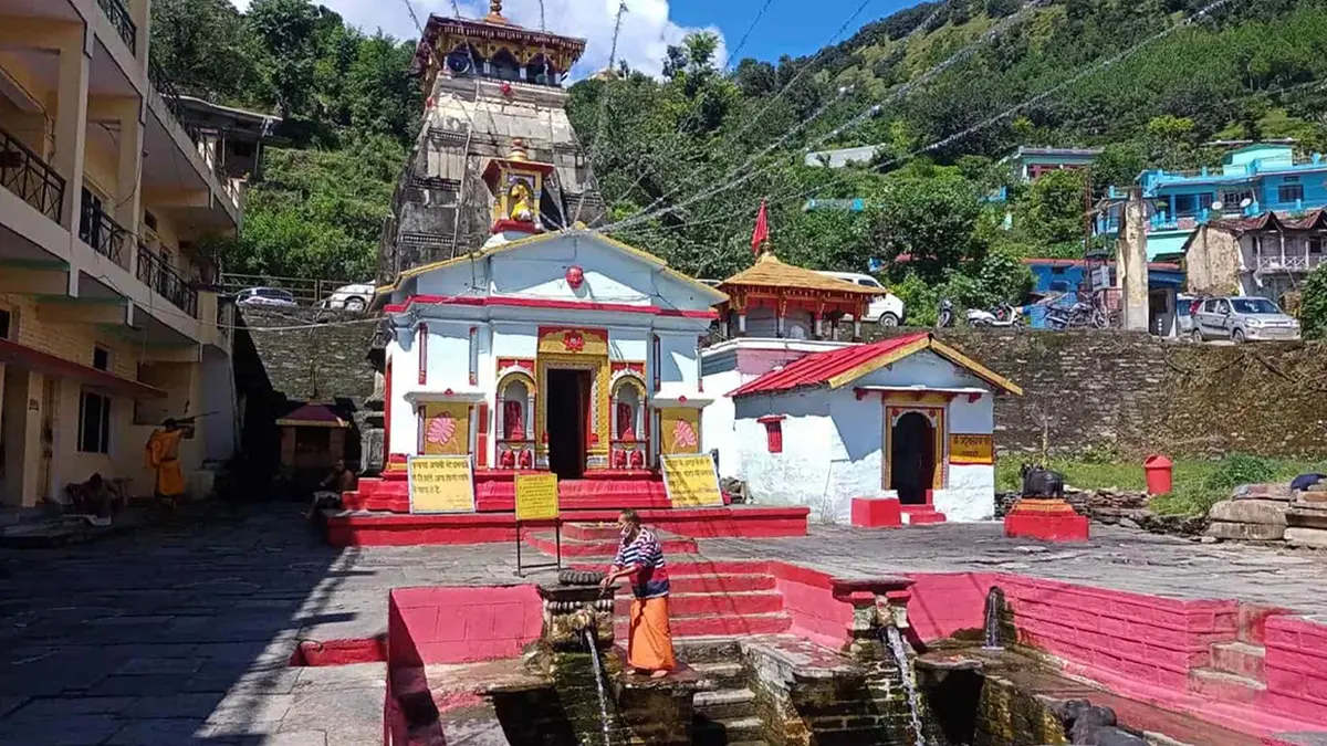 Yamunotri Temple dedicated to Goddess Yamuna in the scenic Uttarakhand Himalayas