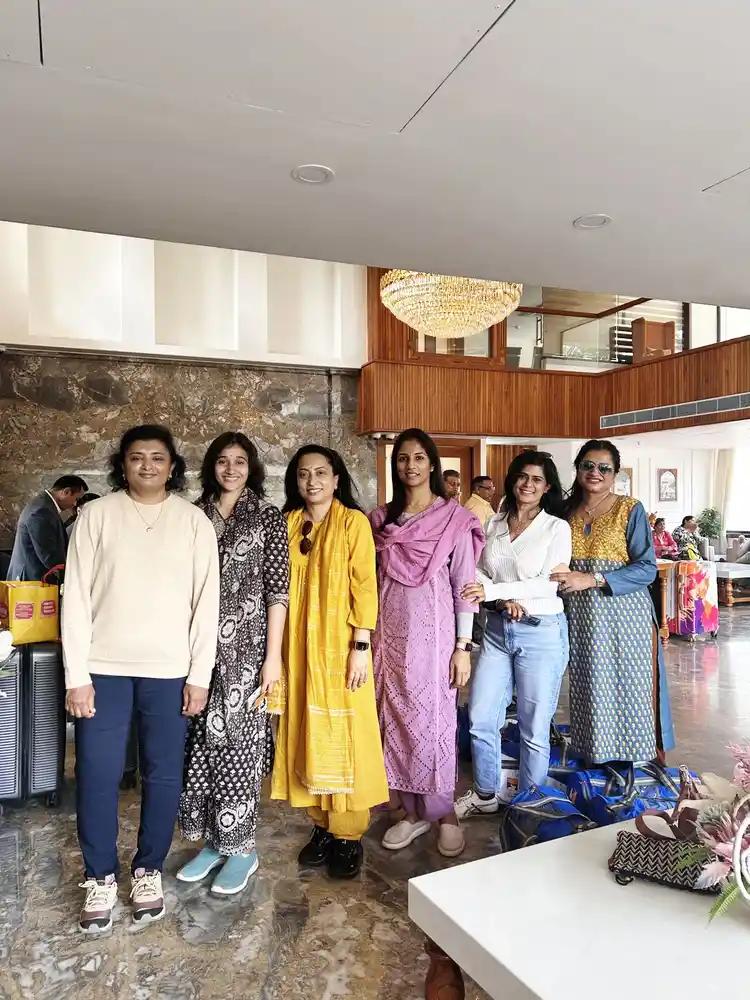 Mrs. Shanti and group