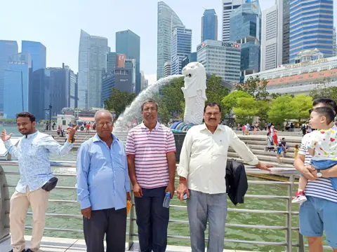 Dinesh Kapadia - Singapore Cruise Tour photo 1