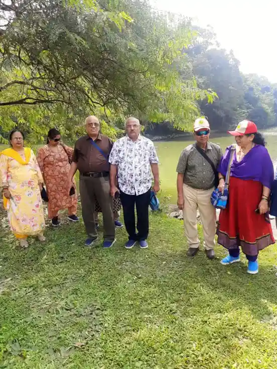Group of 12 Gayatri ji