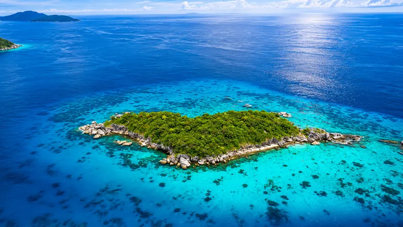 Lakshadweep Tour Packages from Mumbai