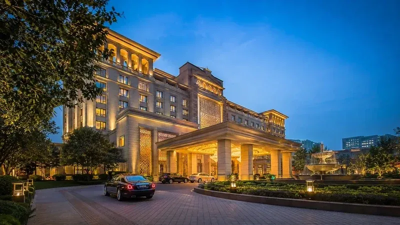 Best 5 Star Hotels in Delhi