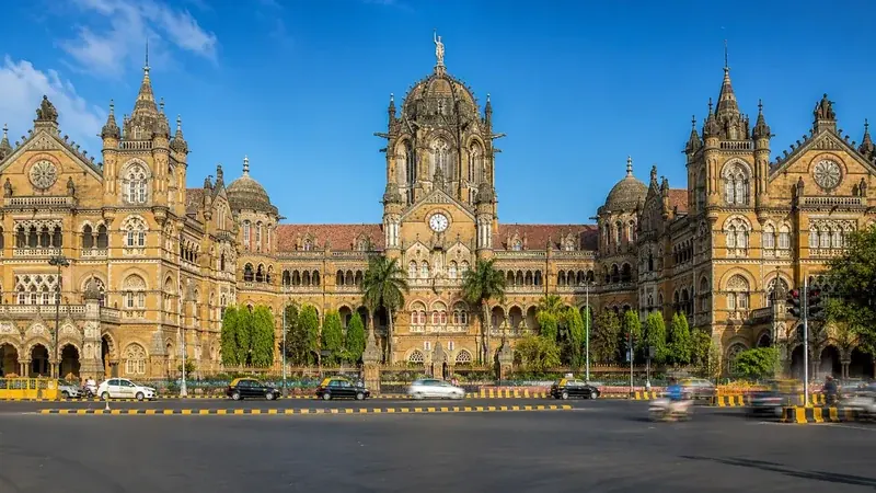 Tracking The Chhatrapati Shivaji Terminus