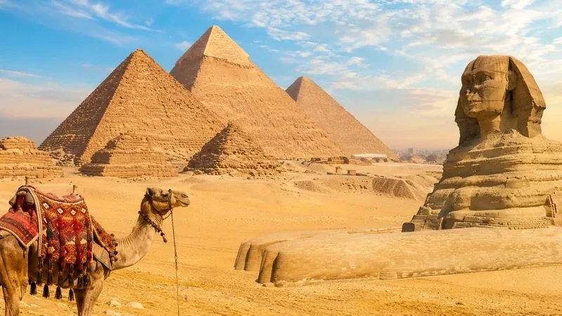Egypt Fact File: Pyramids of Giza