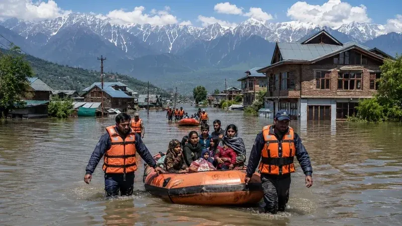 Jammu & Kashmir Floods: Helpline Numbers