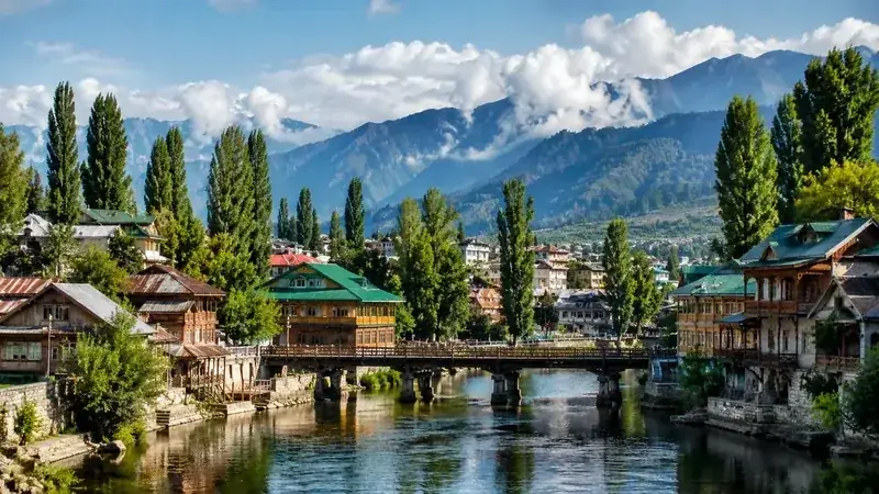 Important Towns & City of Kashmir