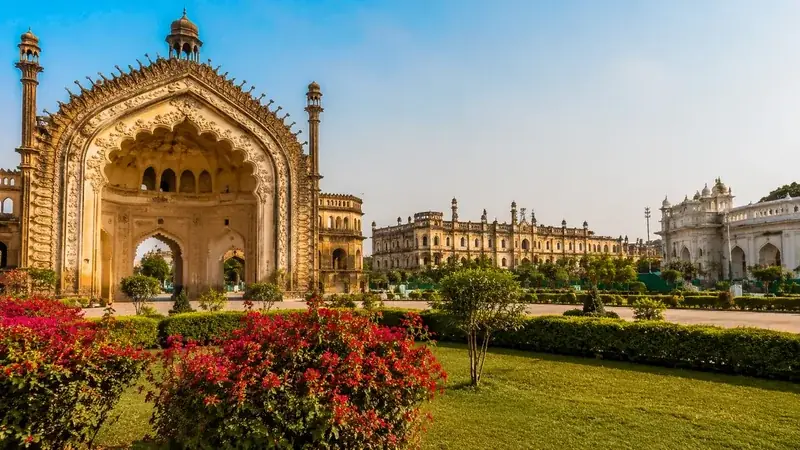 Lucknow Travel Guide – Things to do & Sightseeing in Lucknow