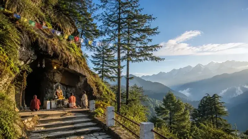Mahavatar Babaji Cave Dwarahat