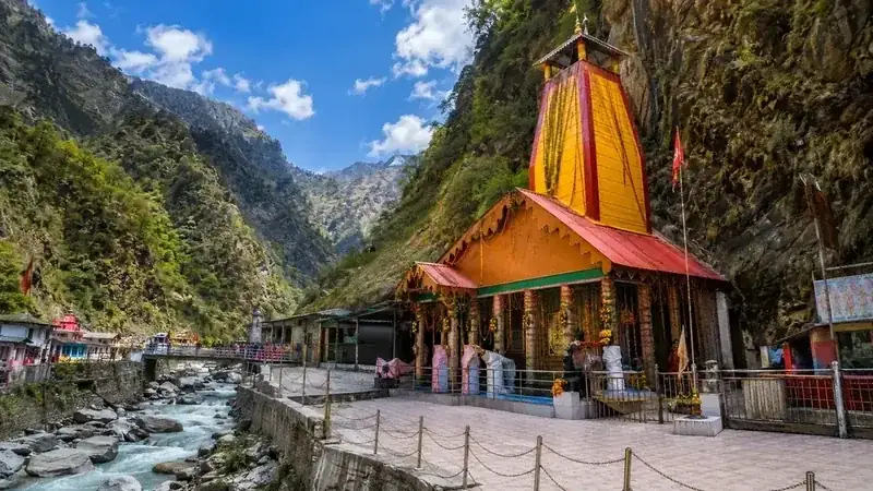 Popular Places to Visit in Yamunotri
