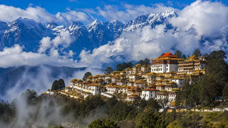 Tawang Monastery - History, Architecture & Places to Stay