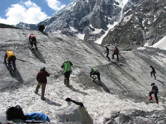 Mountaineering in Manali