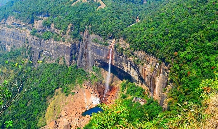 Nohkalikai Falls