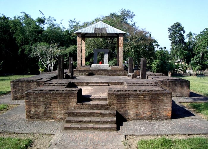 Da Parbatia Temple