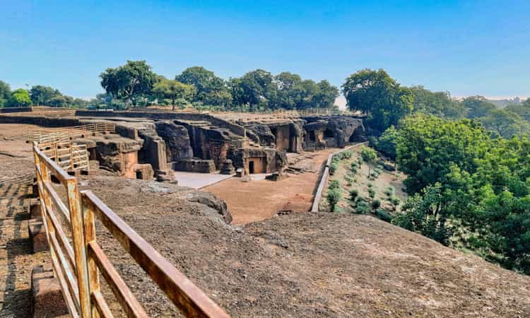 Dhamnar Caves