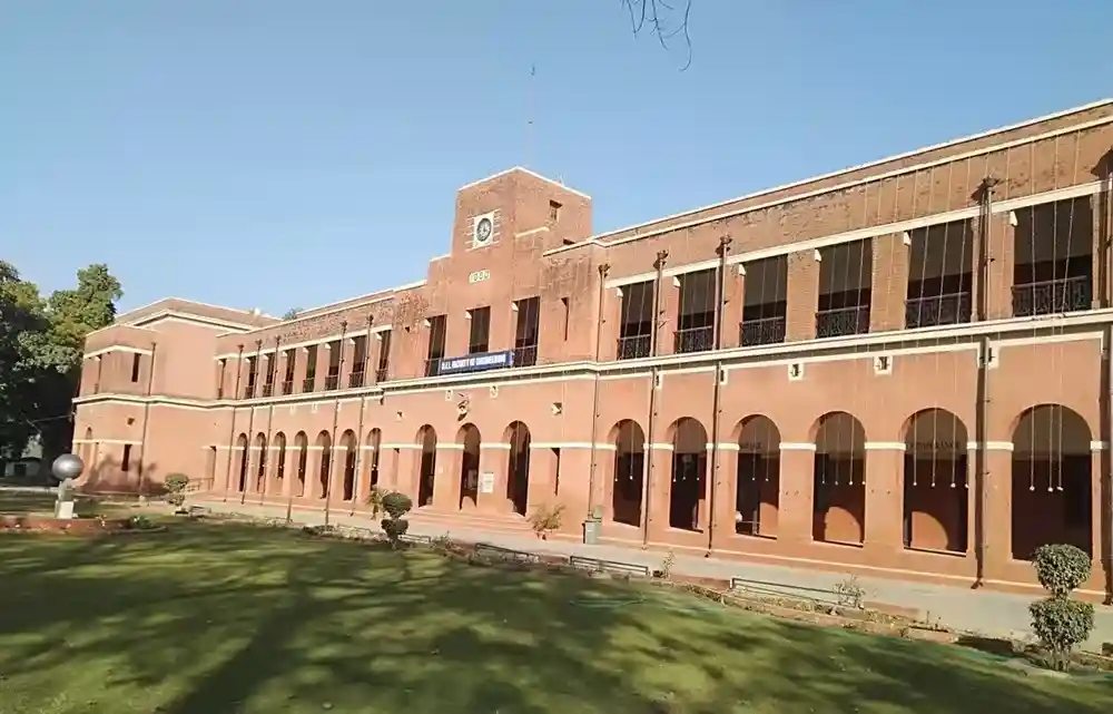 Dayal Bagh, Agra