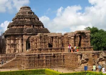 Bhubaneswar Puri Konark Tour Package