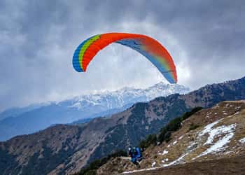 Dharamshala Paragliding Tour Package