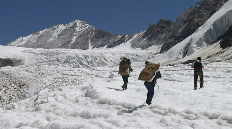 Kalindi Khal Trek