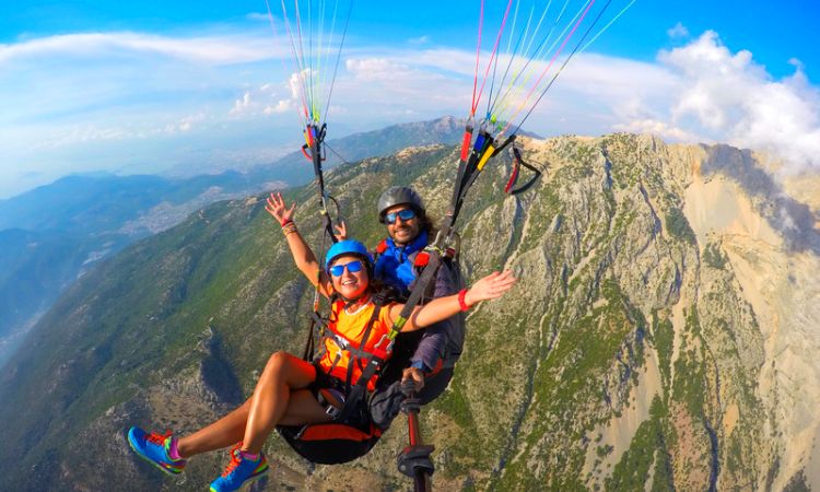 Dharamshala Paragliding Tour Package